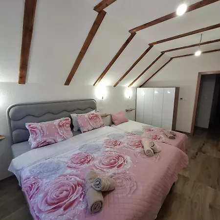 Planinska Kuca Aurahill-blidinje * Blidinje